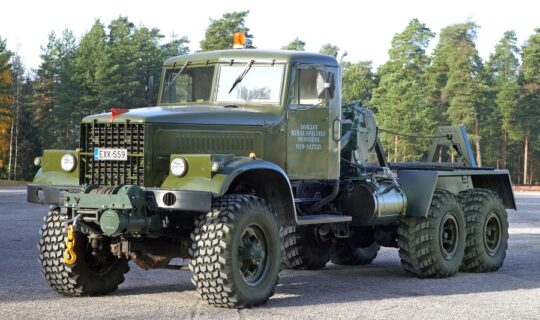 Kraz maastohinausauto